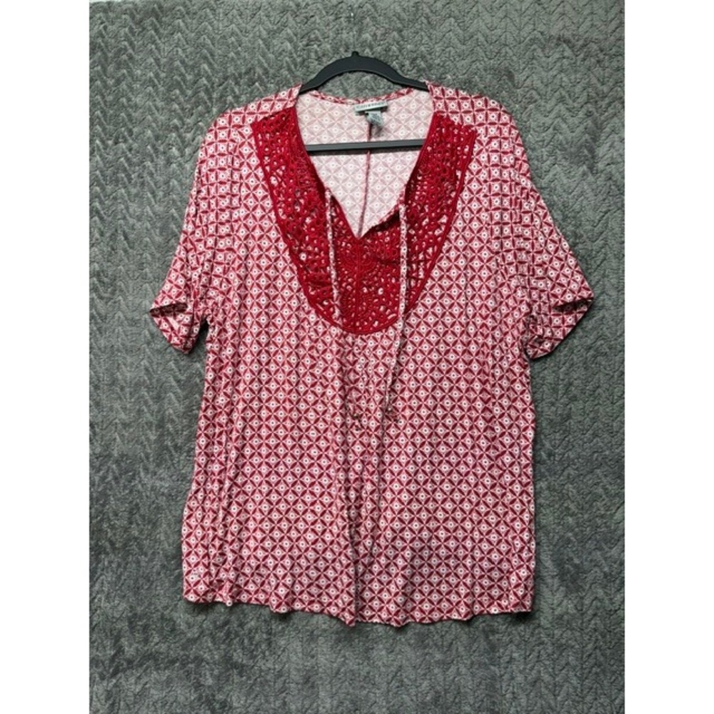 Catherines Red White Geometric Crochet Lace Tie Neck Top Plus 0XWP 14/16WP 0738